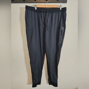 Nike Men's Black Sweatpants with Zip Pocket